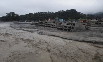 নেপাল-তিব্বত সীমান্তে বন্যায় মৃত্যু বেড়ে ৯১৯, নিখোঁজ ৪৭৯৩ নেপাল-তিব্বত সীমান্তে বন্যায় মৃত্যু বেড়ে ৯১৯, নিখোঁজ ৪৭৯৩