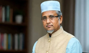 গাজী নজরুল ও প্রথম স্ত্রীকে গ্রেপ্তার দেখাল পুলিশ গাজী নজরুল ও প্রথম স্ত্রীকে গ্রেপ্তার দেখাল পুলিশ