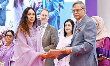 খালেদা জিয়ার মরণোত্তর পুরস্কার নিলেন নাতনি জাইমা রহমান খালেদা জিয়ার মরণোত্তর পুরস্কার নিলেন নাতনি জাইমা রহমান