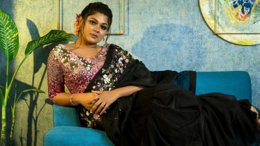 জোড়া সুখবর দিলেন অভিনেত্রী মৌসুমী হামিদ
