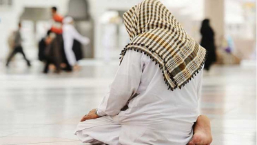 নিয়ত পরিবর্তন: নামাজের মধ্যে সম্ভব না