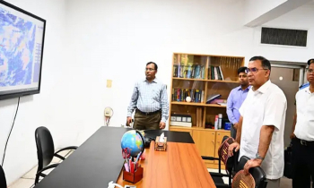 মহাকাশ গবেষণা প্রতিষ্ঠান ‘স্পারসো’ পরিদর্শনে প্রধানমন্ত্রী