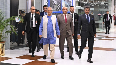 লন্ডন সফর শেষে দেশে ফিরছেন প্রধান উপদেষ্টা