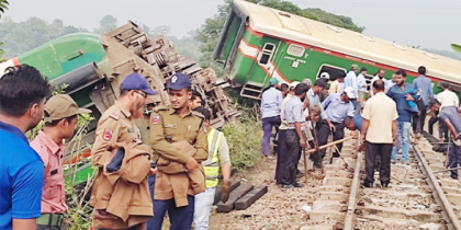 বিকল্প পথে ঢাকা-ময়মনসিংহগামী ট্রেন চলাচল শুরু