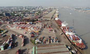 চট্টগ্রাম বন্দরের ১৬৮ সেবায় বাড়ছে শুল্ক, গভীর উদ্বেগে ব্যবসায়ীরা