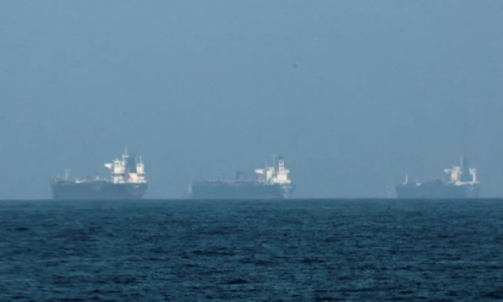 ঝুঁকিতে মধ্যপ্রাচ্যে যুক্তরাষ্ট্রে ট্রিলিয়ন ডলারের বিনিযয়োগ