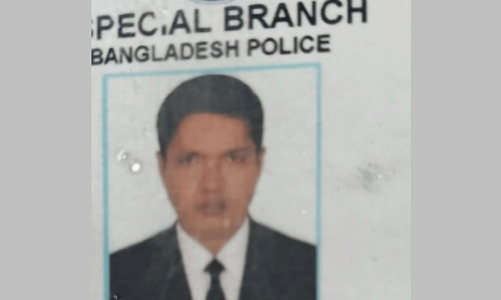 সাভারে পুলিশের এসবি সদস্যকে পিটিয়ে হত্যা