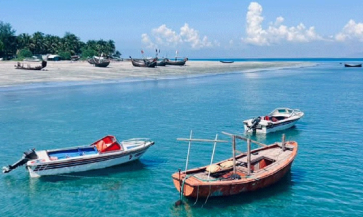 সেন্ট মার্টিনে ভ্রমণের অনুমতি মিললেও পর্যটক সংকট সেন্ট মার্টিনে ভ্রমণের অনুমতি মিললেও পর্যটক সংকট