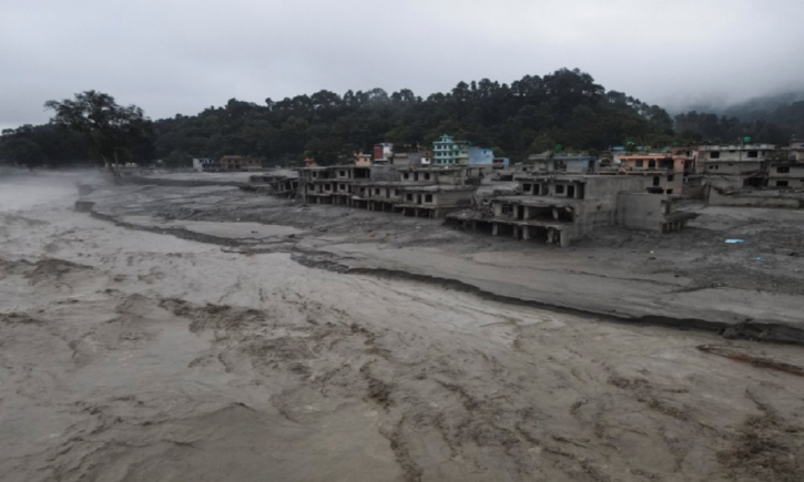 নেপাল-তিব্বত সীমান্তে বন্যায় মৃত্যু বেড়ে ৯১৯, নিখোঁজ ৪৭৯৩