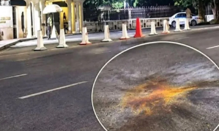 প্রধানমন্ত্রীর কার্যালয়ের সামনে ককটেল নিক্ষেপের ঘটনায় আটক ৩