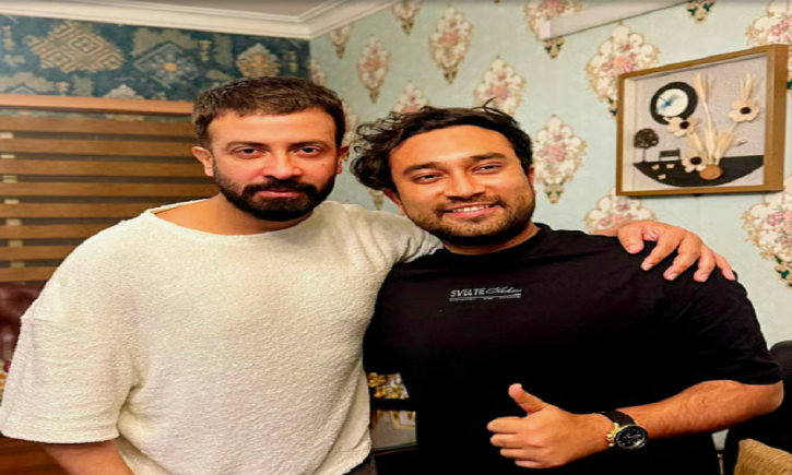 জোভান-শাকিব এক ফ্রেমে, সিনেমায় আসার গুঞ্জন ঘিরে উত্তাপ বাড়ছে