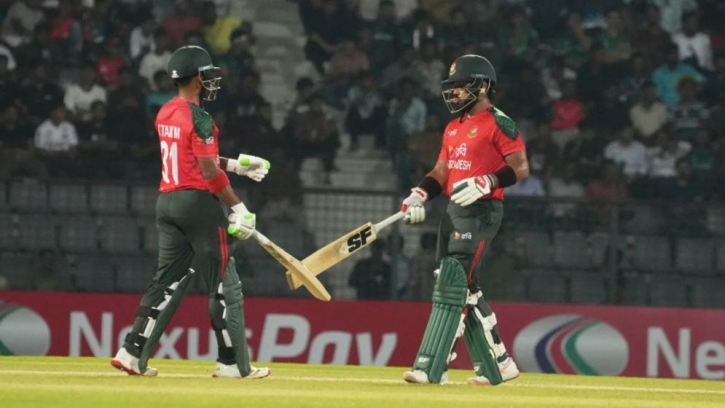 ছক্কা ঝড়, ইতিহাসের পাতায় তামিম-ইমন ছক্কা ঝড়, ইতিহাসের পাতায় তামিম-ইমন