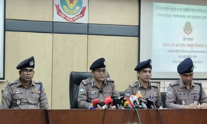 প্রথম আলো ও ডেইলি স্টারে হামলার ঘটনায় গ্রেফতার ১৭, শনাক্ত ৩১