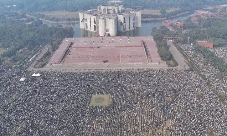 খালেদা জিয়াকে শেষ বিদায় জানাল লাখ লাখ মানুষ