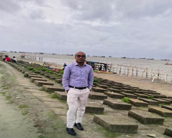 ১ যুগে শতকোটির মালিক কাস্টমসের আলতাফ