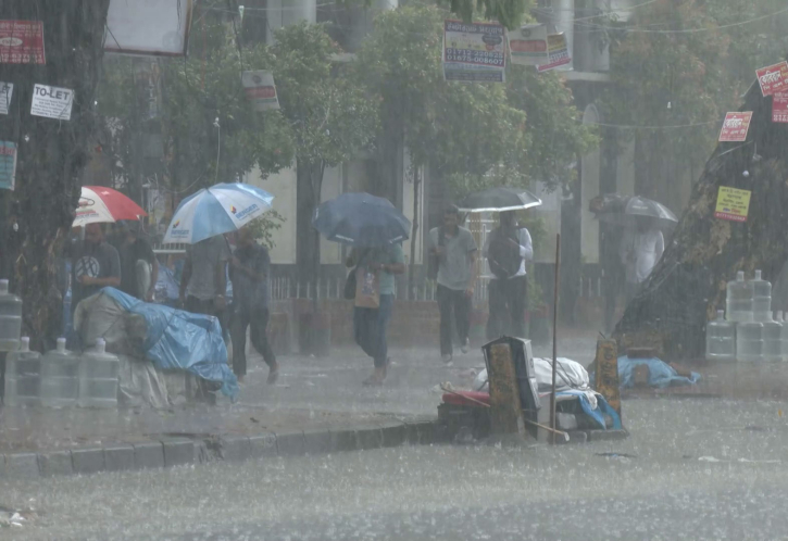 লঘুচাপ ও সক্রিয় মৌসুমি বায়ুর প্রভাবে টানা বৃষ্টির পূর্বাভাস লঘুচাপ ও সক্রিয় মৌসুমি বায়ুর প্রভাবে টানা বৃষ্টির পূর্বাভাস