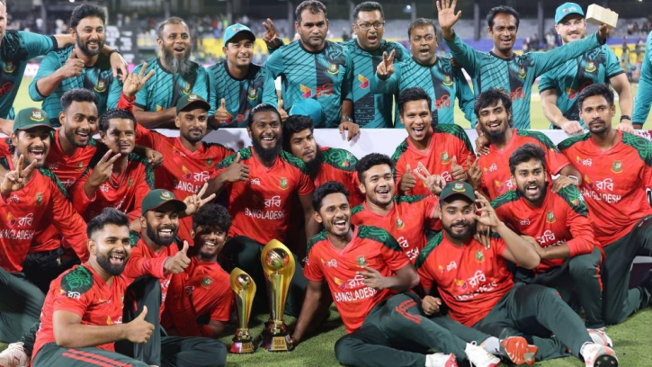 সিরিজ জয় জুলাই শহীদদের উৎসর্গ করলেন টাইগাররা সিরিজ জয় জুলাই শহীদদের উৎসর্গ করলেন টাইগাররা