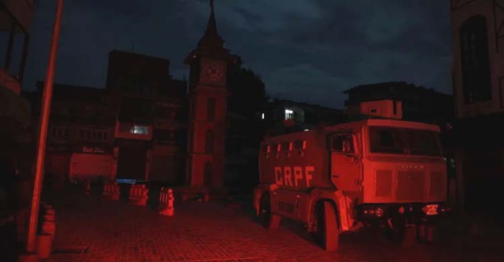 সামরিক ঘাঁটিতে হামলার অভিযোগ ভারতের, পাকিস্তানের অস্বীকার সামরিক ঘাঁটিতে হামলার অভিযোগ ভারতের, পাকিস্তানের অস্বীকার