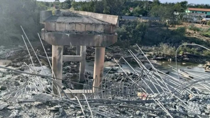 কম্বোডিয়ায় নতুন করে হামলা থাইল্যান্ডের কম্বোডিয়ায় নতুন করে হামলা থাইল্যান্ডের