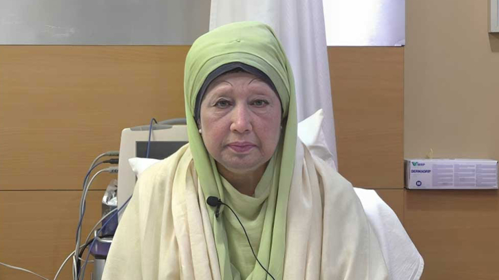 ‘এন্ডোস্কোপি হয়েছে বেগম জিয়ার, বন্ধ হয়েছে পাকস্থলীর রক্তক্ষরণ’