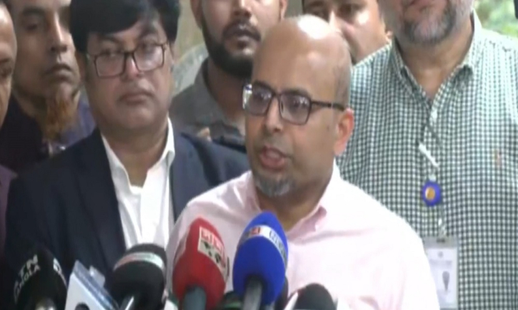 দুদককে চিঠি দেওয়া নিয়ে ভুল ব্যাখ্যা হচ্ছে: ফয়েজ আহমদ দুদককে চিঠি দেওয়া নিয়ে ভুল ব্যাখ্যা হচ্ছে: ফয়েজ আহমদ