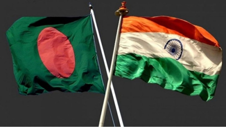 ভারতের সীমান্ত দিয়ে বাংলাদেশি পোশাক রপ্তানিতে নিষেধাজ্ঞা ভারতের সীমান্ত দিয়ে বাংলাদেশি পোশাক রপ্তানিতে নিষেধাজ্ঞা