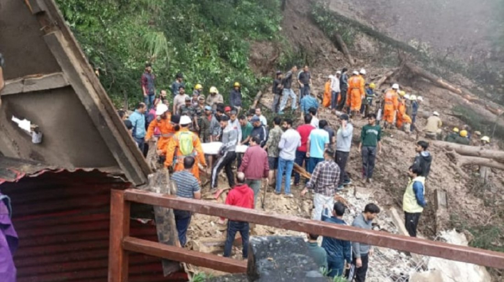 ভারতে ভারি বৃষ্টি-ভূমিধসে ২১ জনের প্রাণহানি