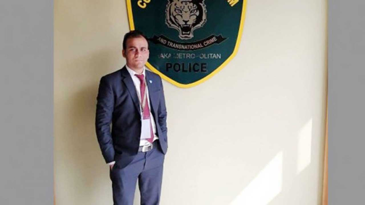 চাকরি ফেরত পেলেন দুদকের আলোচিত শরীফ উদ্দিন চাকরি ফেরত পেলেন দুদকের আলোচিত শরীফ উদ্দিন